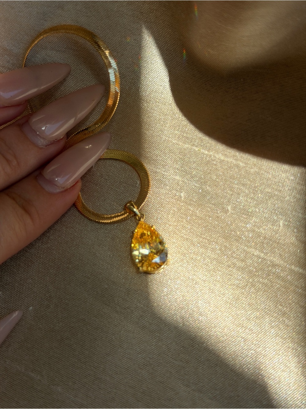 yellow diamond necklace - Picture 3 of 6